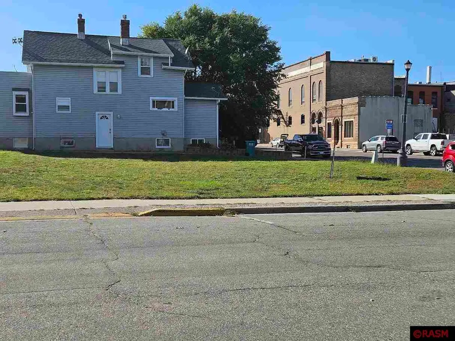 117 2nd ST NE, Waseca, MN 56093 - Image #2