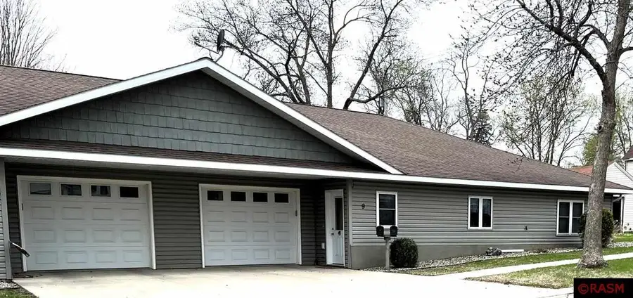 7 NW Dill Avenue, Madelia, MN 56062 - Image #2