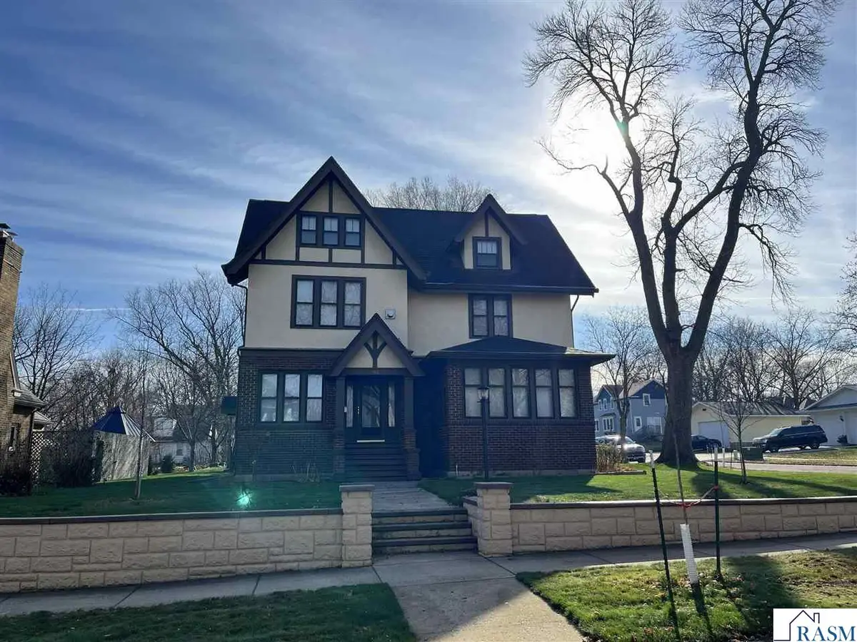 902 S 2nd Avenue, Saint James, MN 56081 - Image #1