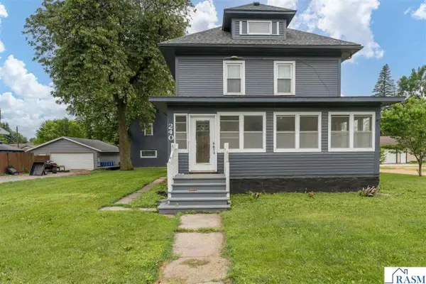 240 Cleveland Ave W, Winnebago, MN 56098