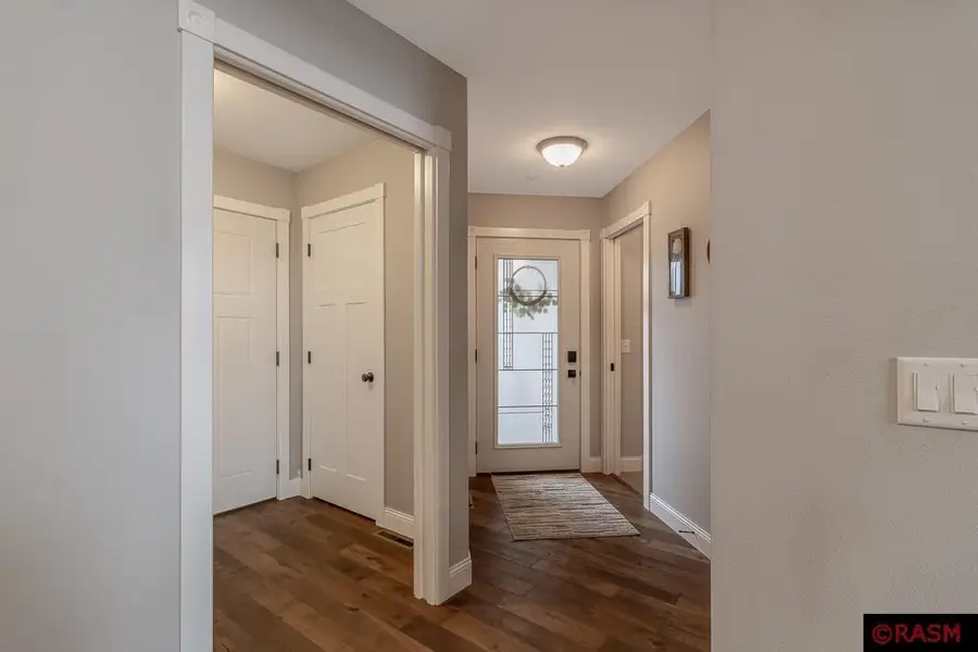 642 Haeberle Avenue, New Ulm, MN 56073-999 - Image #3