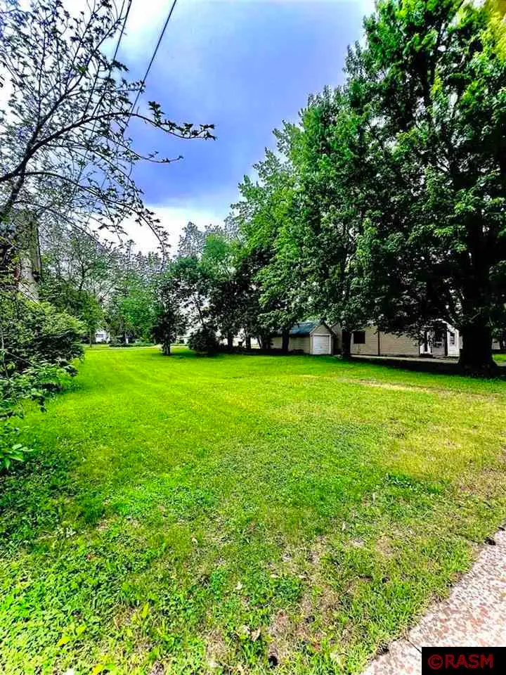 270 S Broadway Street, Alden, MN 56009 - Image #2
