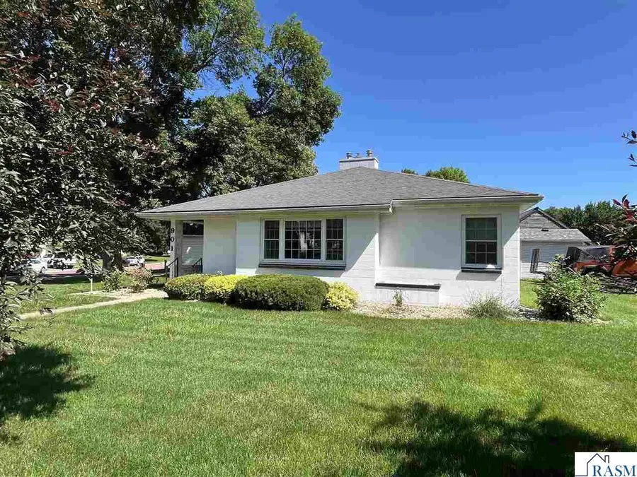 901 S 6th Avenue, Saint James, MN 56081 - Image #2