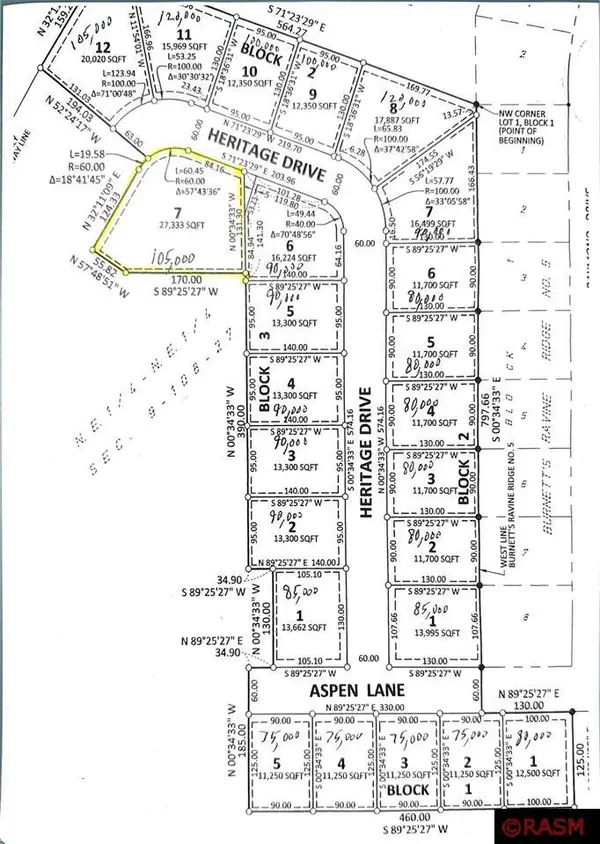 1725 Heritage Drive, North Mankato, MN 56003