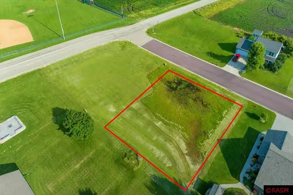 21 Marples Avenue, Minnesota Lake, MN 56068