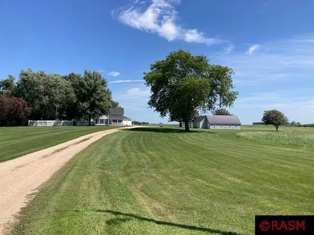 29794 270th Street, Sleepy Eye, MN 56085 - Image #2