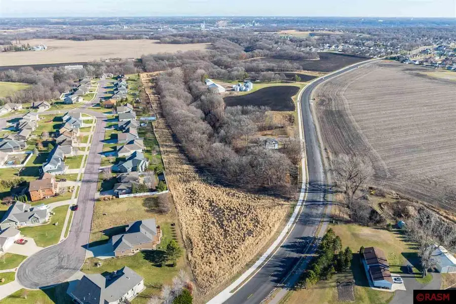 51671 Lor Ray Drive, North Mankato, MN 56003 - Image #3