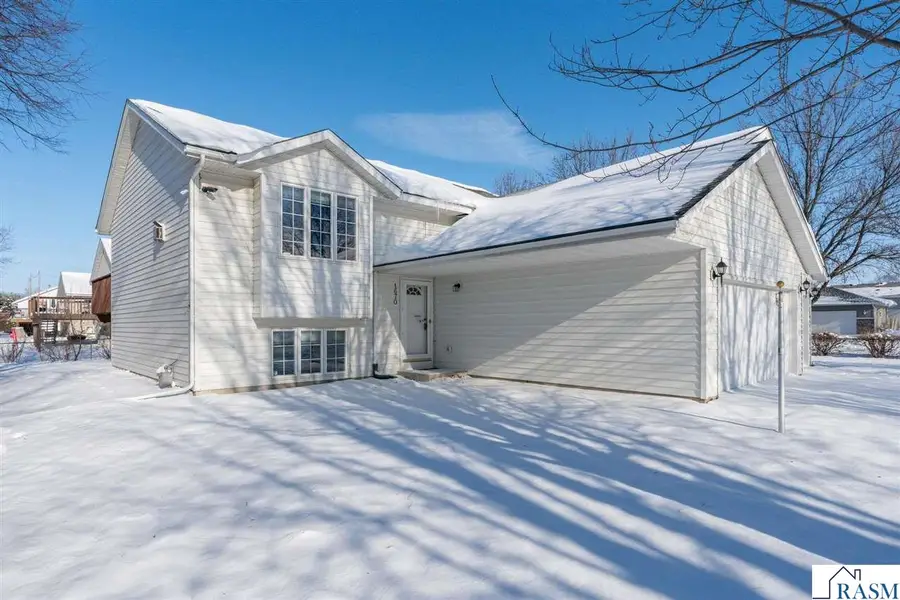 1670 Castle Drive, North Mankato, MN 56003 - Image #2