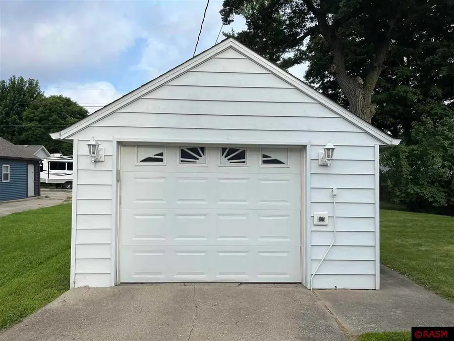 116 Winkler Street, Mankato, MN 56001 - Image #2