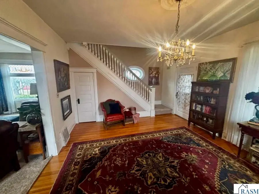 607 N Minnesota Avenue, Saint Peter, MN 56082 - #3