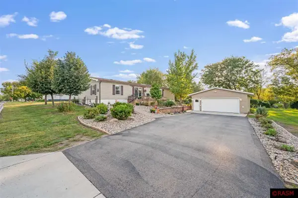 151 S Hunt Street, Lake Crystal, MN 56055