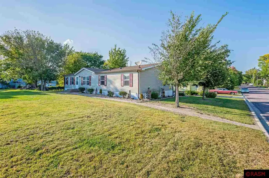 151 S Hunt Street, Lake Crystal, MN 56055 - Image #3