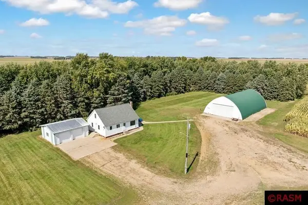17477 450th Avenue, Delavan, MN 56023