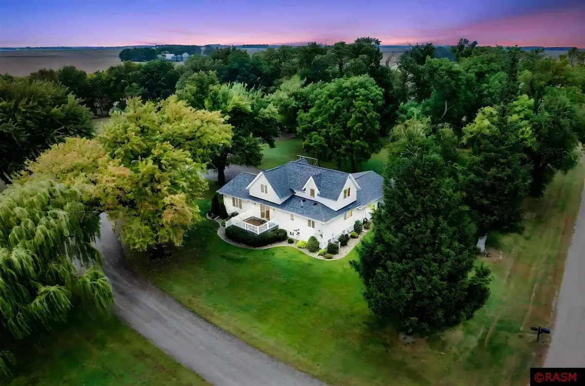 8667 450TH Avenue, Blue Earth, MN 56013 - Image #1