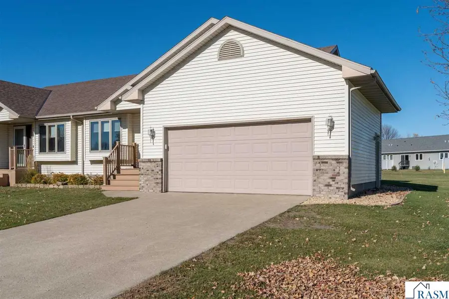 503 West Nathan Street, Lake Crystal, MN 56055 - Image #2