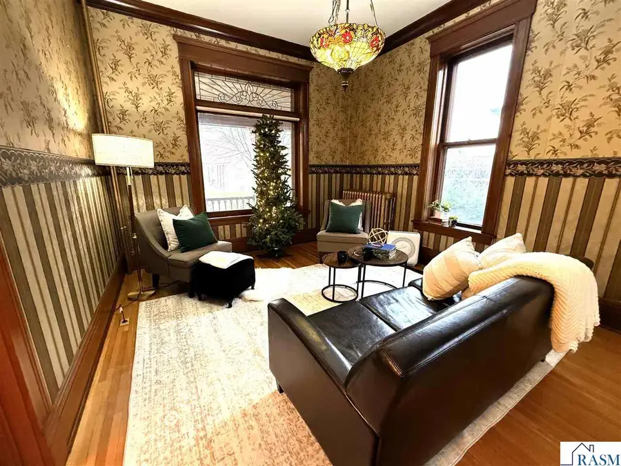 611 Center Street, New Ulm, MN 56073 - Image #2