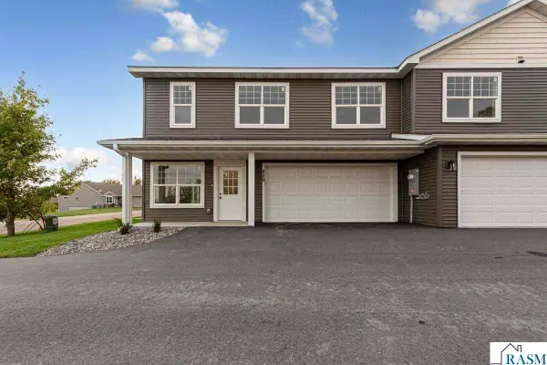 829 Tomahawk Court, Madison Lake, MN 56063