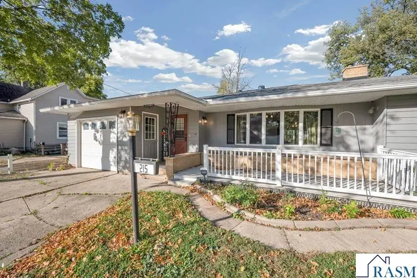 215 N Galbraith Street, Blue Earth, MN 56013 - Image #1