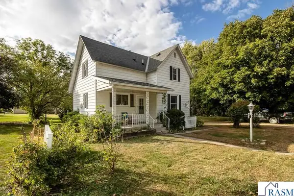 208 S Dugan Street, Welcome, MN 56181