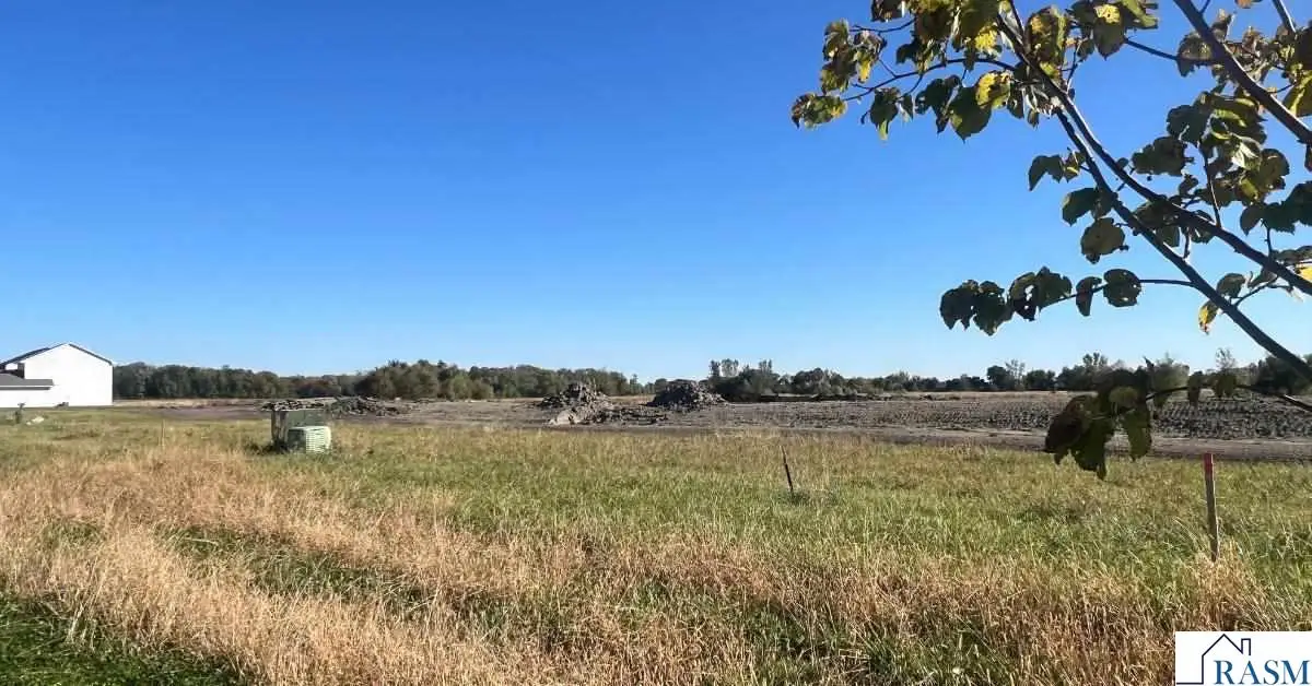 3137 Bassett Drive, Mankato, MN 56001 - Image #1