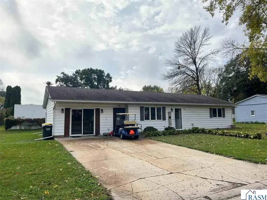 902 S 5th Avenue, Saint James, MN 56081 - Image #2