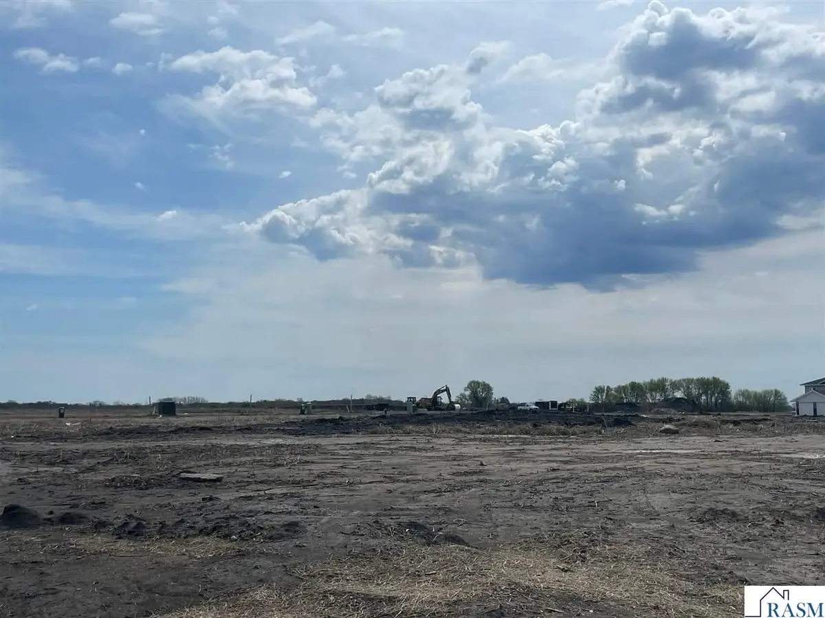 102 Gray Fox Path, Eagle Lake, MN 56024 - Image #1