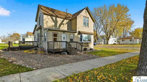 37 SE 5th Street, Wells, MN 56097