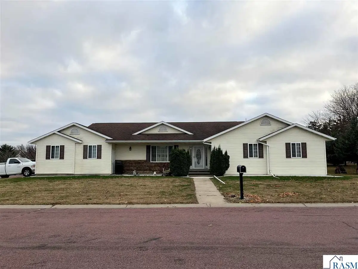 1007 Westwood Drive, Saint James, MN 56081 - Image #1