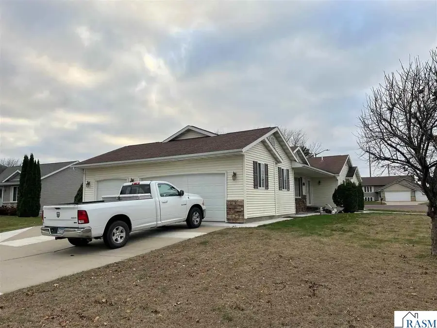 1007 Westwood Drive, Saint James, MN 56081 - Image #3