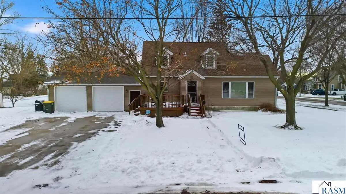 702 S 9th Avenue, Saint James, MN 56081 - Image #1
