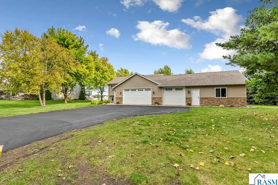 95 Evergreen Court, Madison Lake, MN 56063 - Image #2