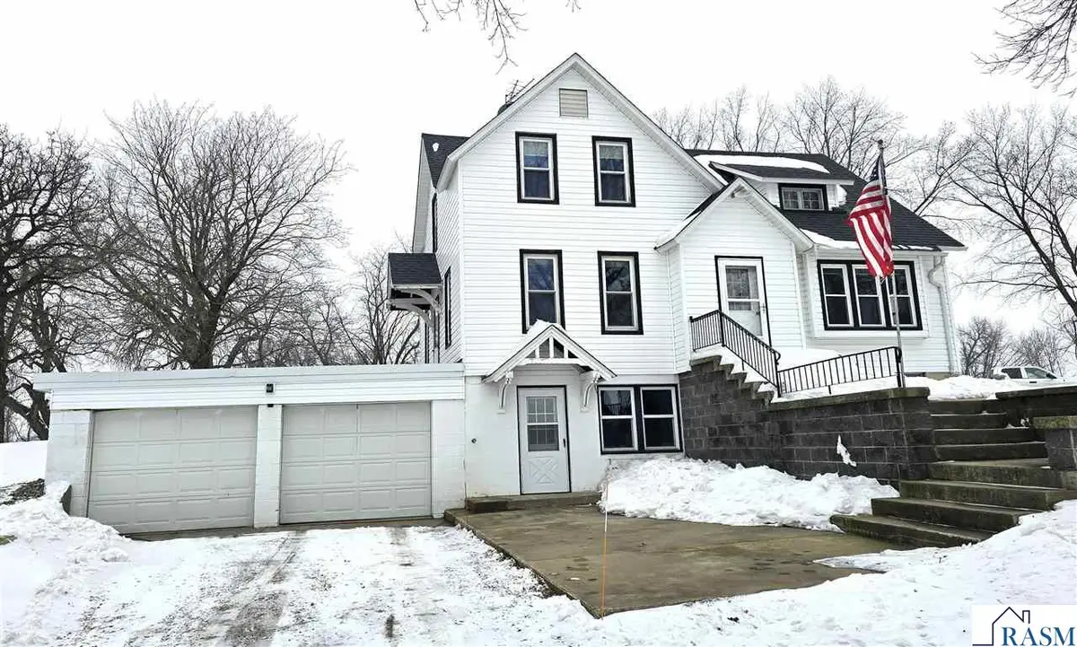 67632 440th St, Fairfax, MN 55332 - Image #1