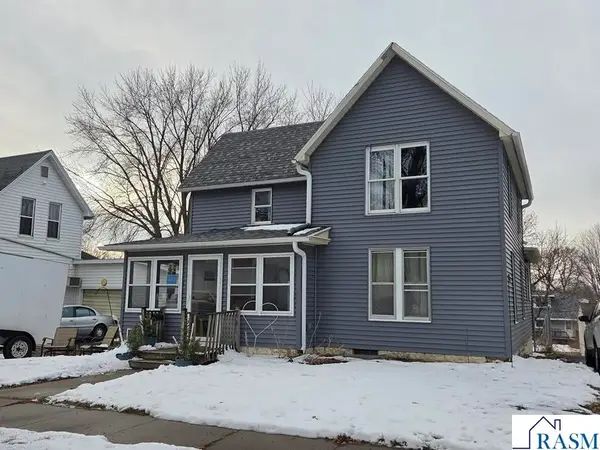 620 S Main Street, Blue Earth, MN 56013