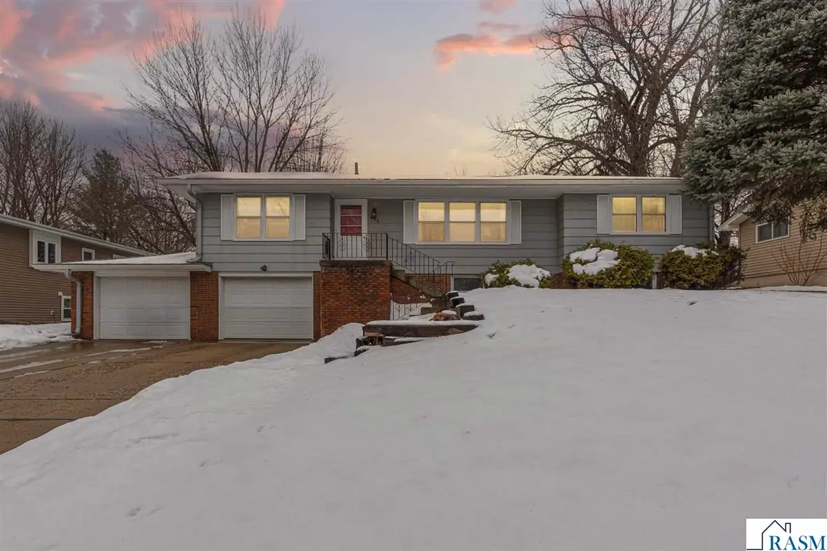 826 N 9th Street, Saint Peter, MN 56082 - Image #1