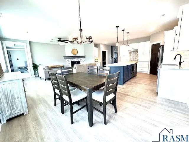 328 Dancing Waters Circle, Mankato, MN 56001 - Image #3