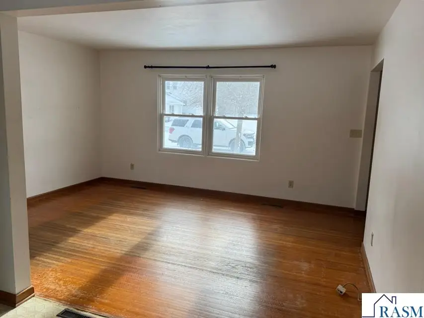 219 N Circle Drive, Blue Earth, MN 56013 - Image #2