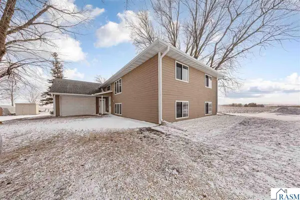 311 W South Street, Janesville, MN 56048