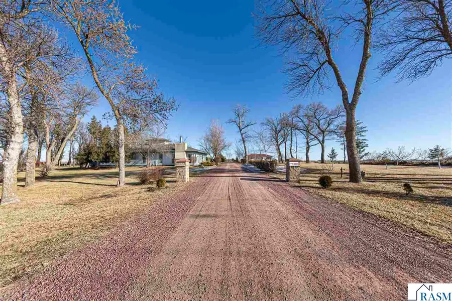 12266 Wass Avenue, Dundee, MN 56131 - Image #2