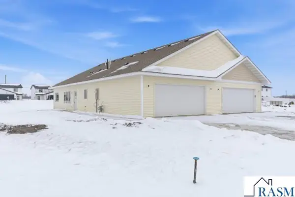 3122 Noble Drive, Mankato, MN 56001