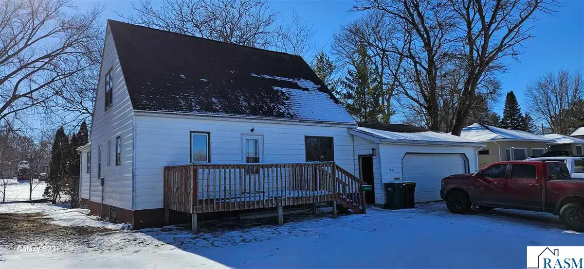 384 5th St SW, Wells, MN 56097 - Image #1