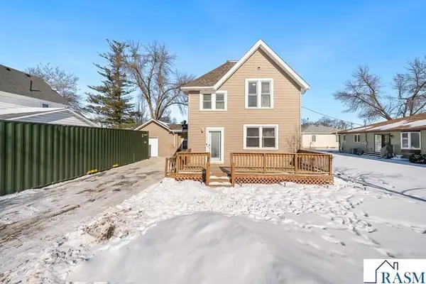 323 E 11th Street, Blue Earth, MN 56013