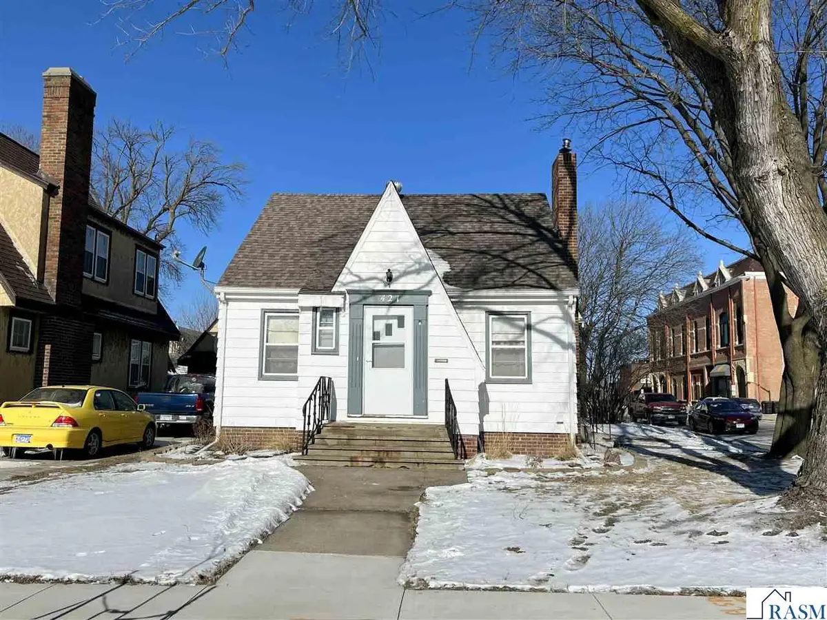 421 S 2nd Avenue, Saint James, MN 56081 - #1