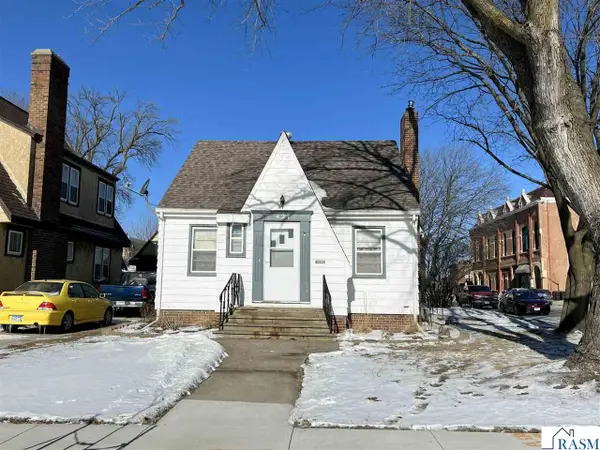 421 S 2nd Avenue, St. James, MN 56081