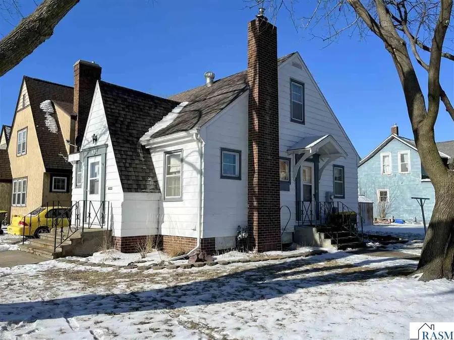 421 S 2nd Avenue, Saint James, MN 56081 - #3