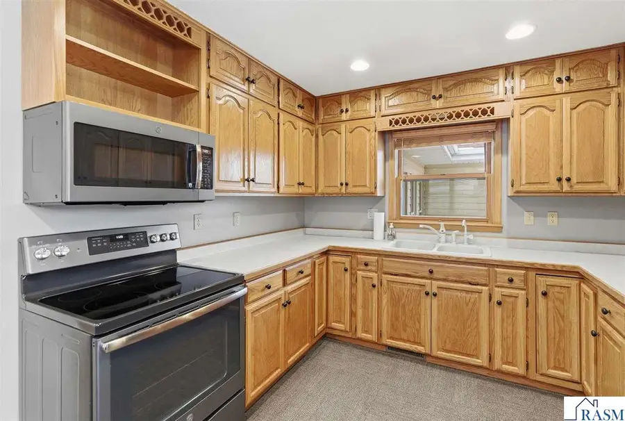 17 Gold Street, Minnesota Lake, MN 56068 - #3