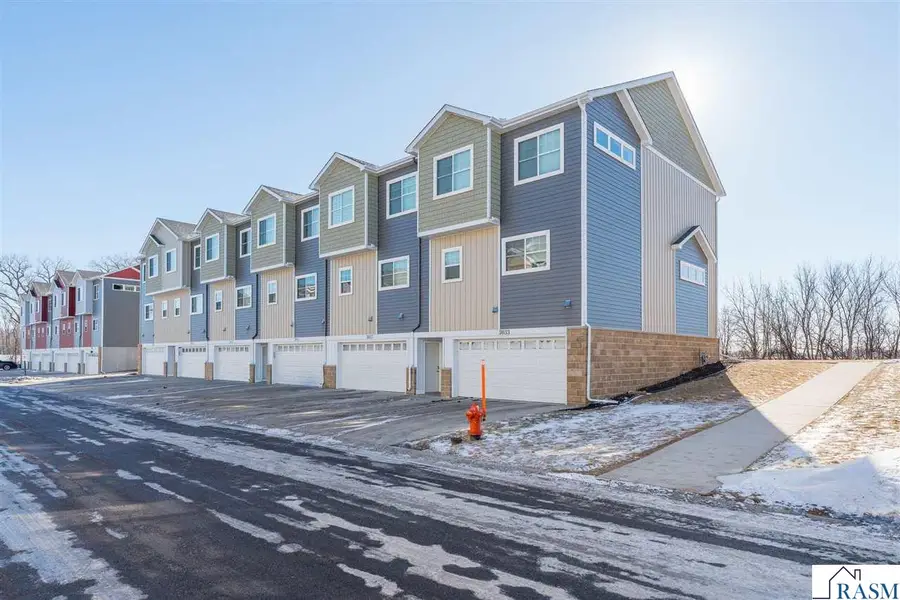 3037 Bluestem Trail, Mankato, MN 56001 - Image #3