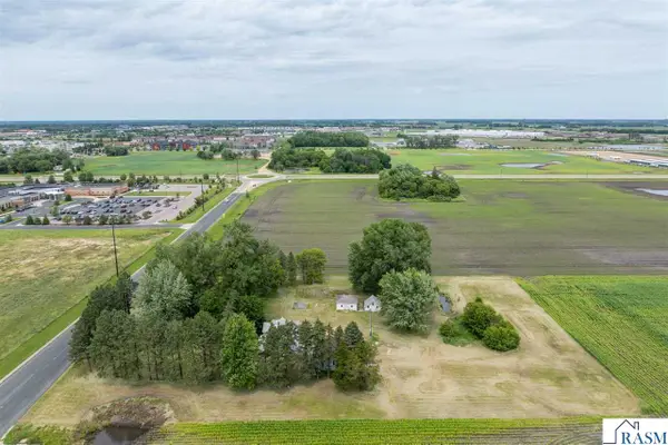 21529 586th Avenue, Mankato, MN 56001