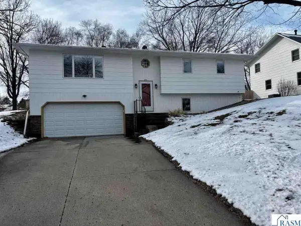 840 N 9th Street, St. Peter, MN 56082