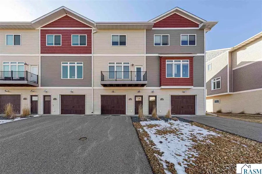 2204 Rolling Green Trail, North Mankato, MN 56003 - #2