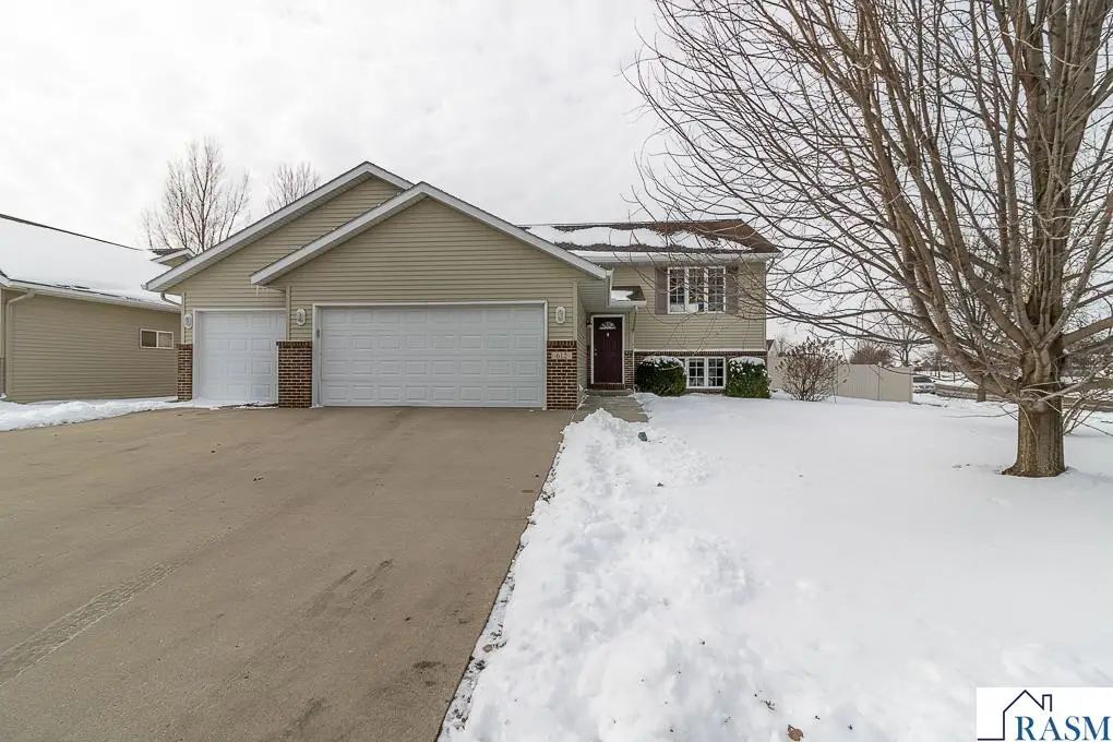 612 St Andrews Drive, Mankato, MN 56001 - #1